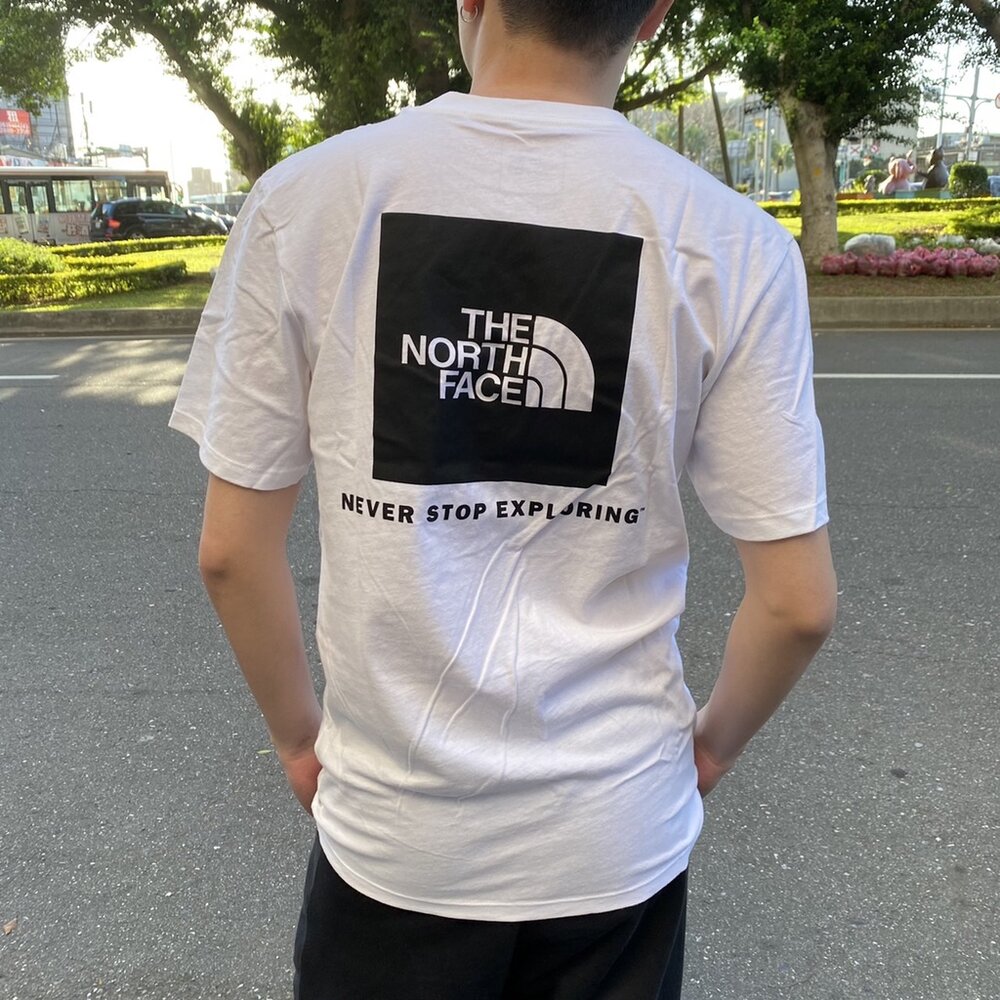 The North Face  北臉 短袖 上衣 北面 情侶裝 現貨 配色短袖 圓領t恤 短袖 t 恤 標語 休閒 情侶-圖片-5