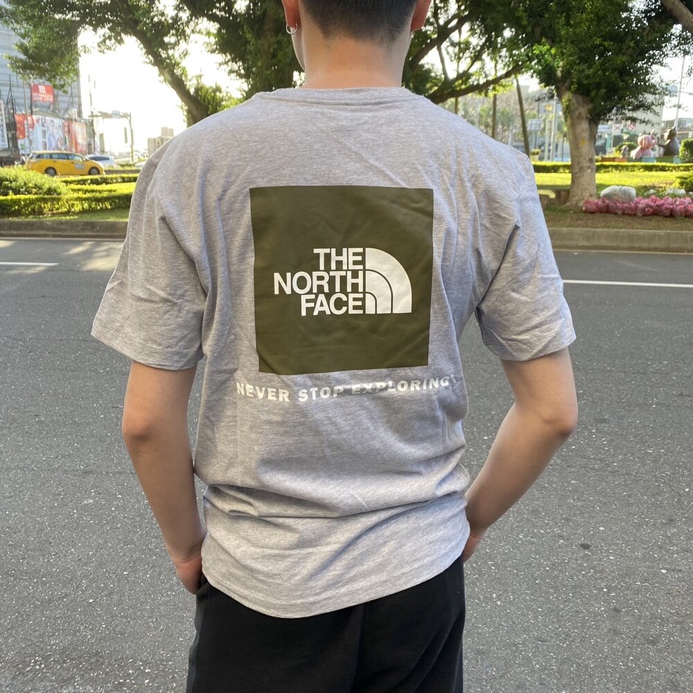 The North Face  北臉 短袖 上衣 北面 情侶裝 現貨 配色短袖 圓領t恤 短袖 t 恤 標語 休閒 情侶-圖片-6