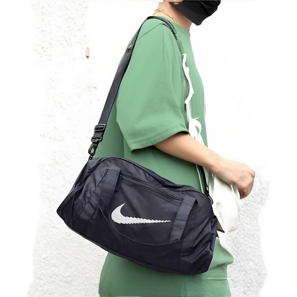 18549715515-NIKE 大容量運動單肩包 斜背包 手提包 旅行登機包 DR6974