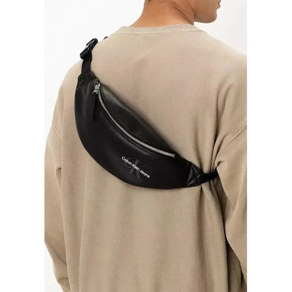 18549715516-CALVIN KLEIN  PU Belt Bag In Black 腰包 胸背包 小包 SP40599507
