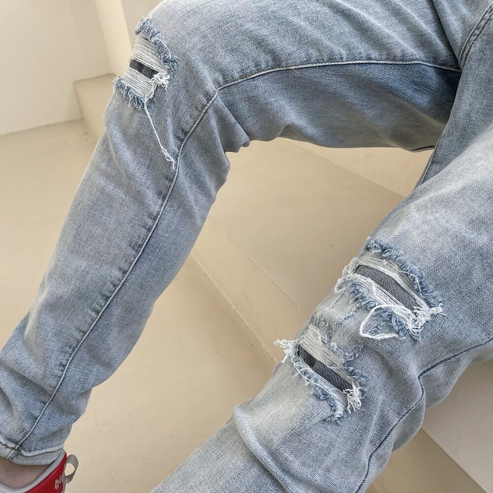 韓版 牛仔褲 多刀割淺藍牛仔褲 破壞加工 刀割破壞 淺藍刷色 刷舊 彈性 窄版 合身 煙管褲 男女可穿 50033-圖片-2