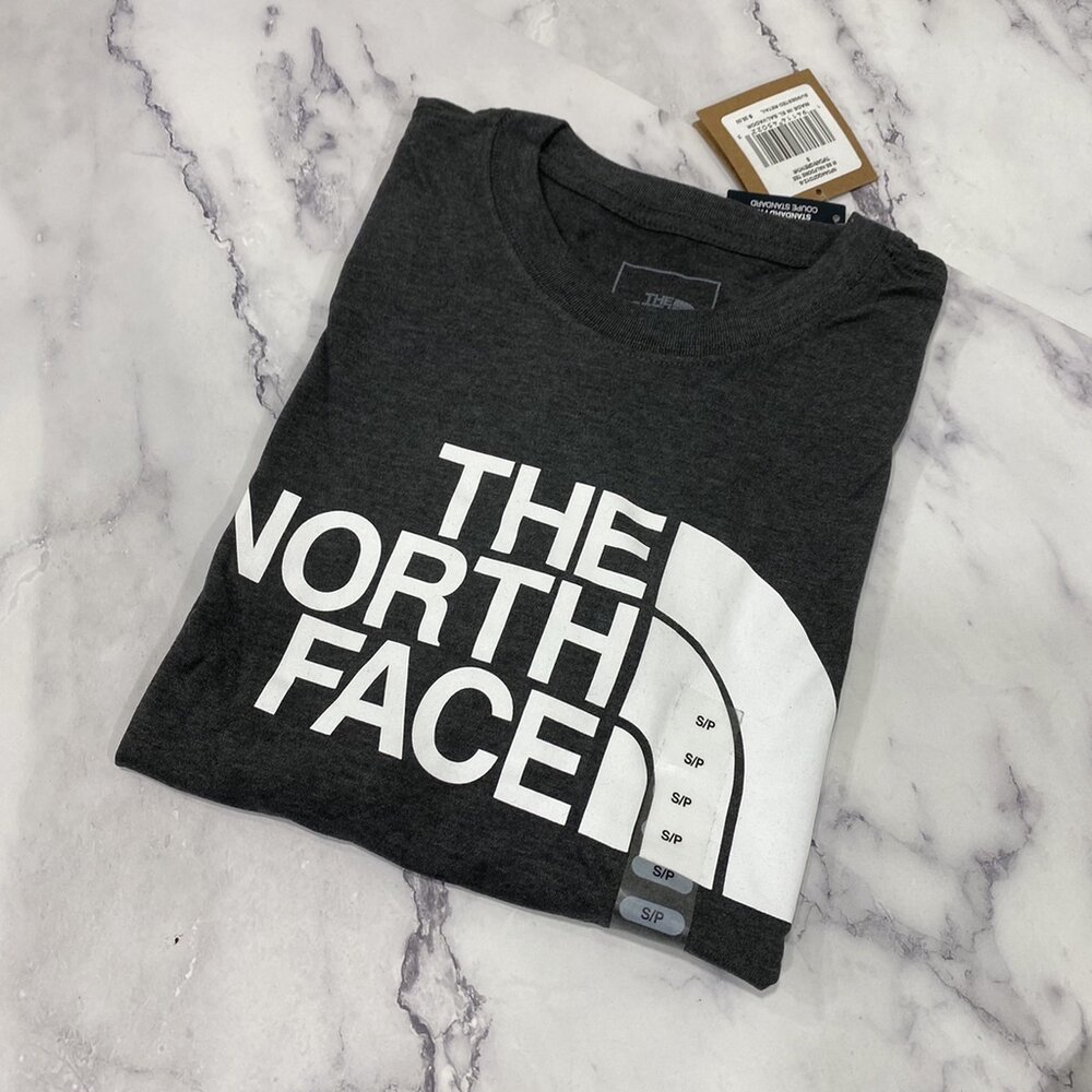 THE NORTH FACE 北臉 情侶款 經典LOGO圓領短T 短袖 素T 版型偏大 短袖t恤 上衣 休閒短袖 大尺碼-圖片-7