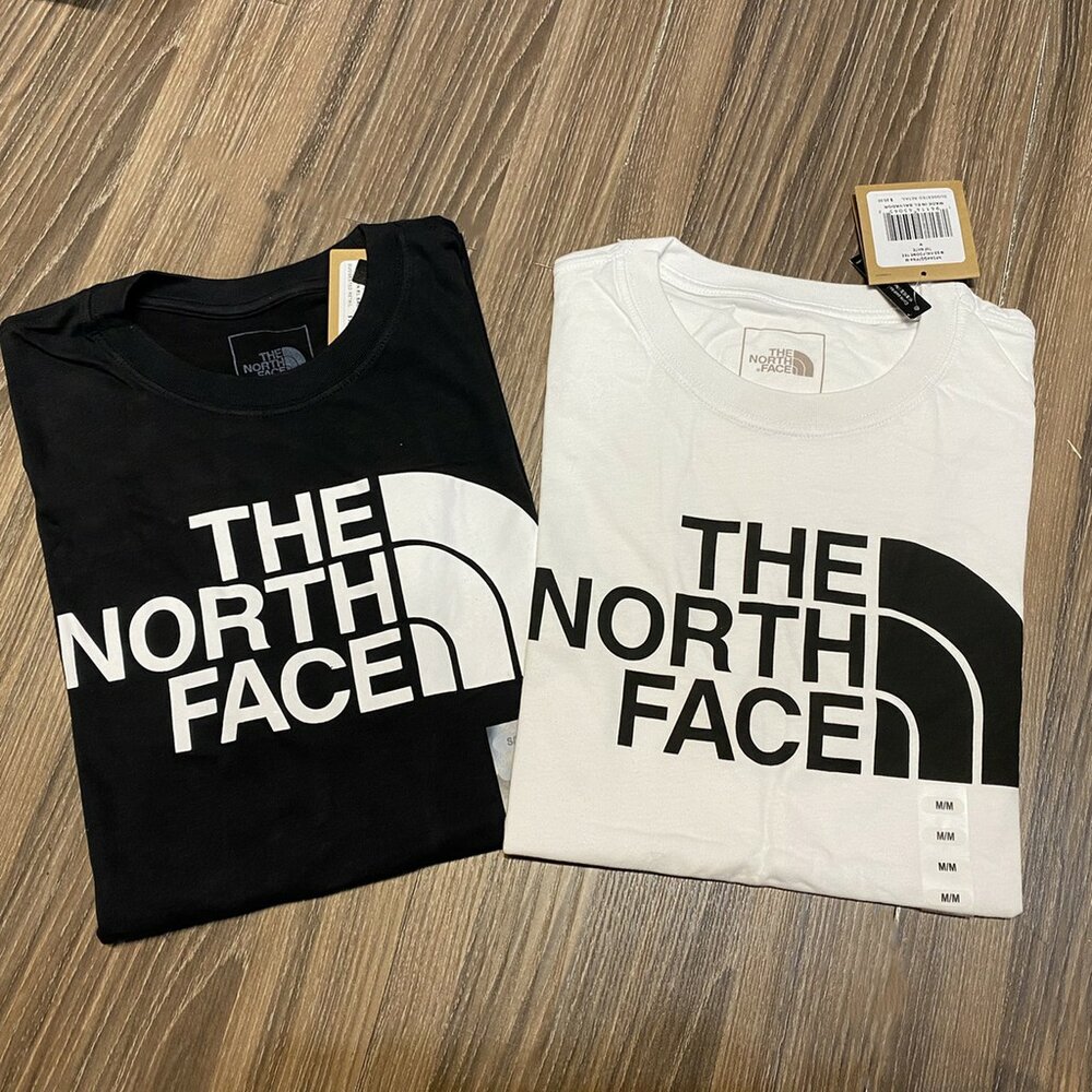 2002269495-THE NORTH FACE 北臉 情侶款 經典LOGO圓領短T 短袖 素T 版型偏大 短袖t恤 上衣 休閒短袖 大尺碼