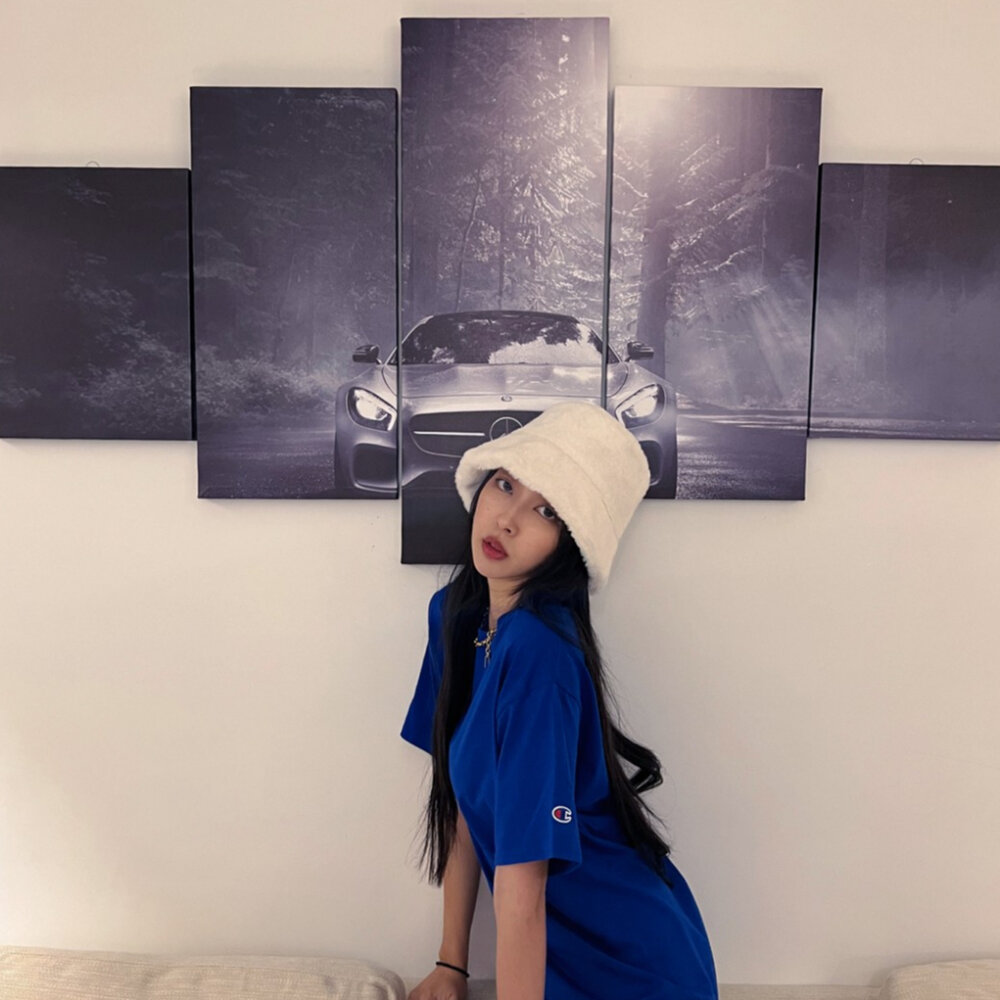 Champion 冠軍 短袖 情侶裝 T425 美規 6.1oz 刺繡logo 素T 大尺碼 男生衣著 多色可選-圖片-3