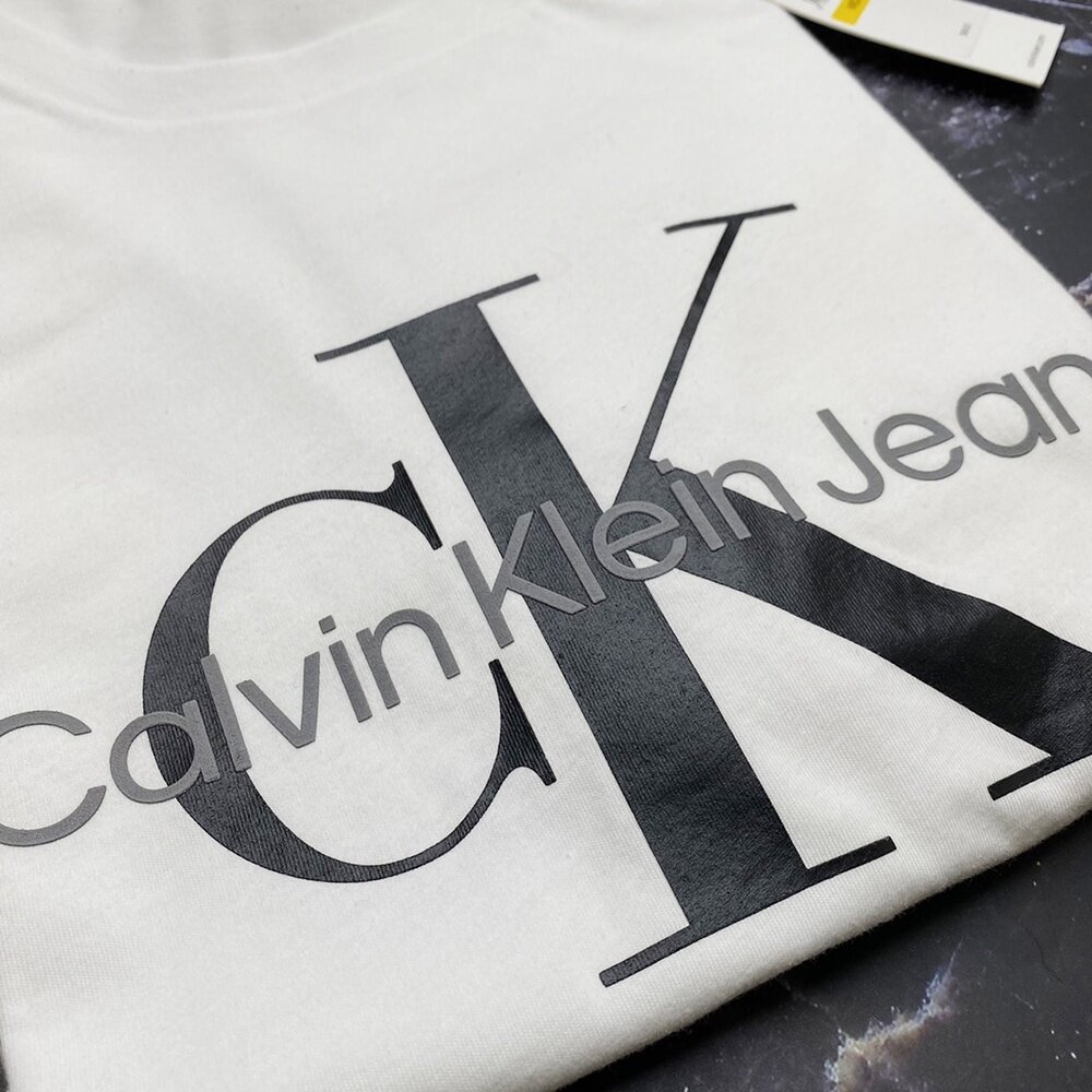 Calvin Klein CK 男版 短T 短袖 印膠LOGO 短袖上衣 情侶裝 黑白兩色 T恤 現貨-圖片-8