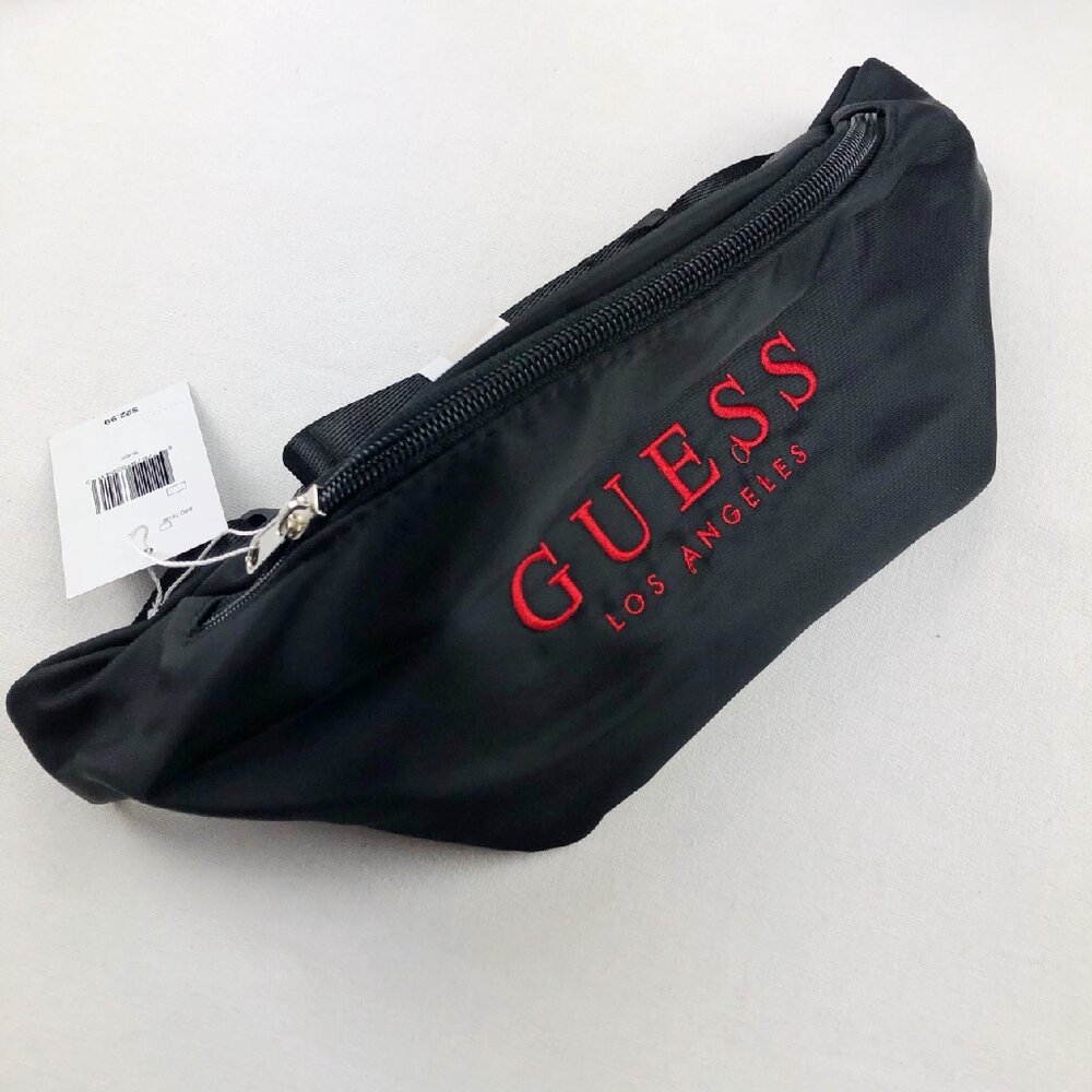 GUESS 白皮革 金屬扣環 小背包 胸包 斜背包 側背包 Guess小包 Guess腰包 多款現貨-圖片-3