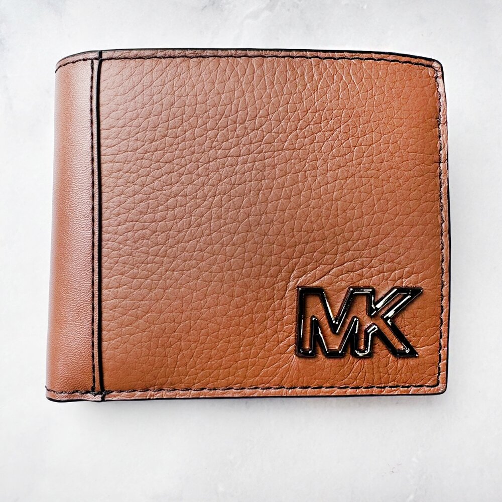 Michael kors Mk 短夾 經典 滿版 搭配鐵牌logo 防刮 男生短夾 八卡 零錢袋 正品 現貨 美國代購-圖片-3