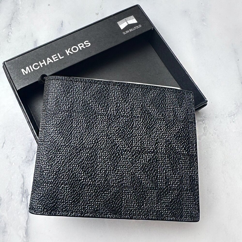 Michael kors Mk 短夾 經典 滿版 搭配鐵牌logo 防刮 男生短夾 八卡 零錢袋 正品 現貨 美國代購-圖片-4