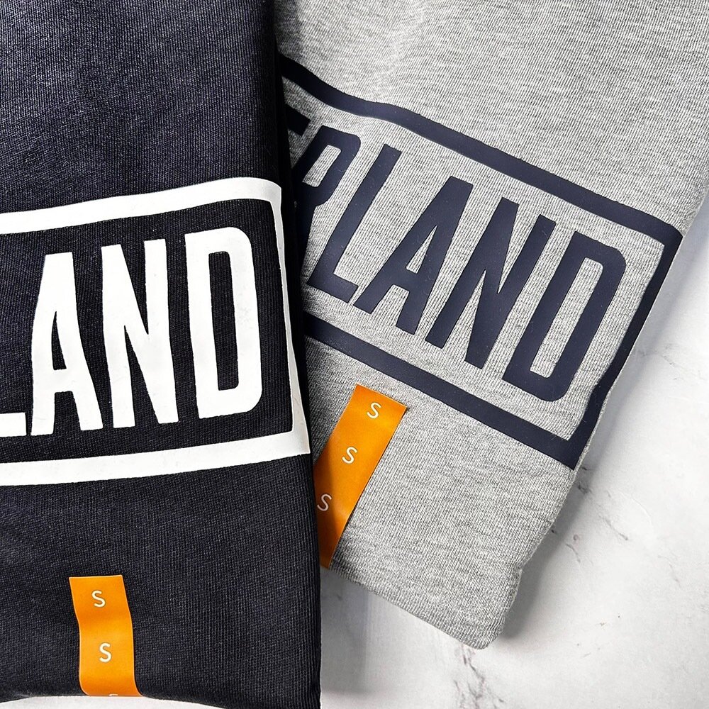 TIMBERLAND 圓領 長袖 大學T 內裏毛圈 立體印膠LOGO 男女款 男生上衣 男生衣著-圖片-4