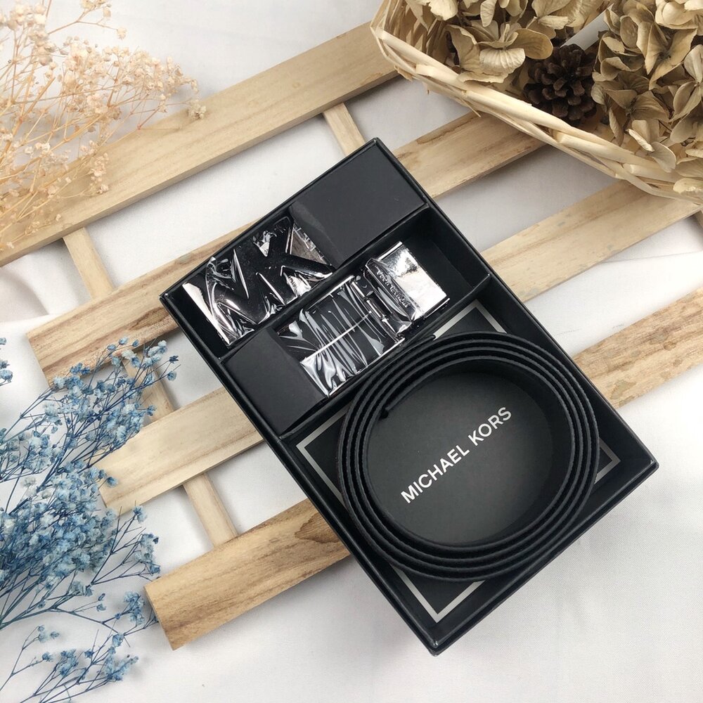 Michael kors MK 黑色/ 咖啡色/藍色 皮帶禮盒 雙面 雙頭 LOGO款 腰帶 雙面用 皮帶 多色可選-圖片-3