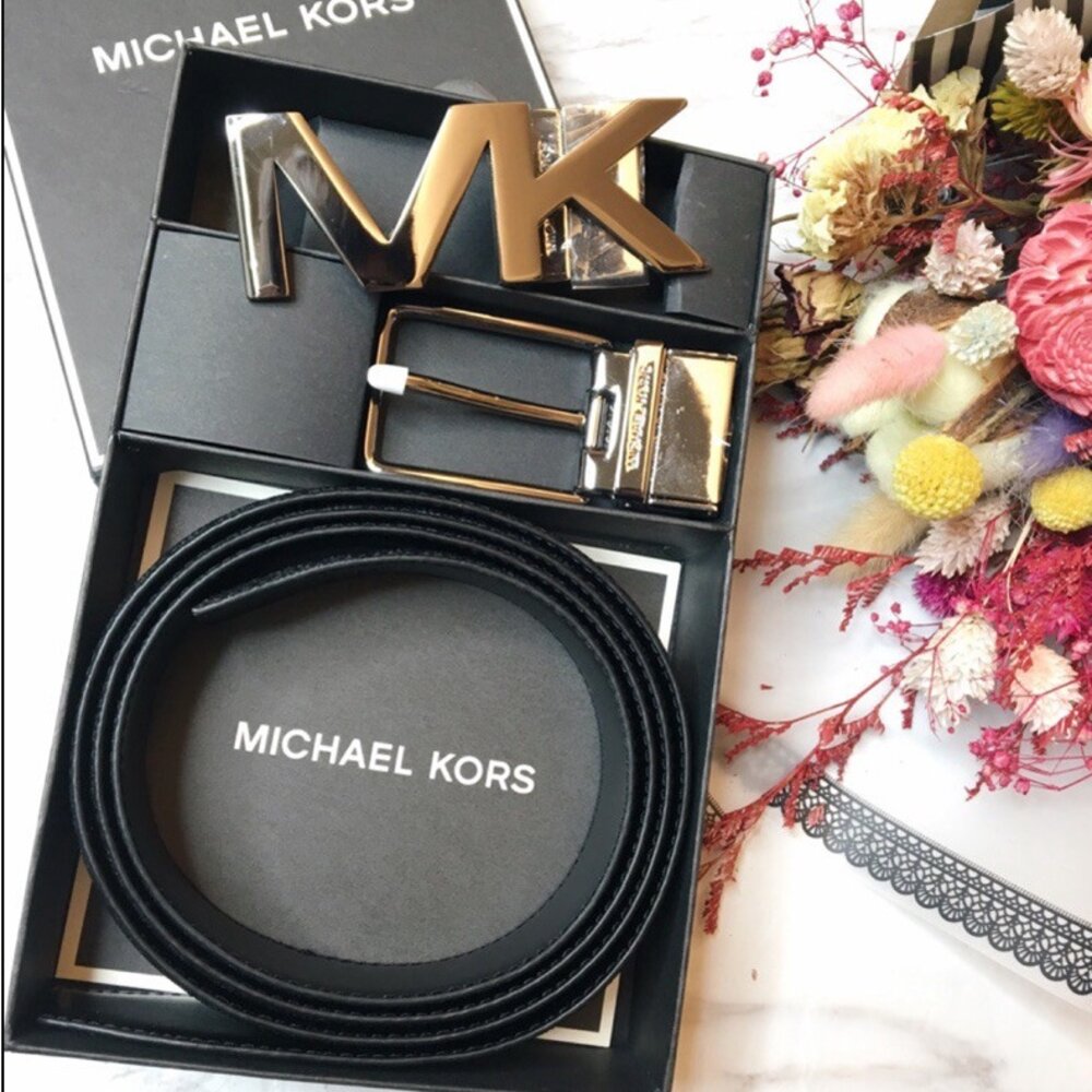 6453997467-Michael kors MK 黑色/ 咖啡色/藍色 皮帶禮盒 雙面 雙頭 LOGO款 腰帶 雙面用 皮帶 多色可選