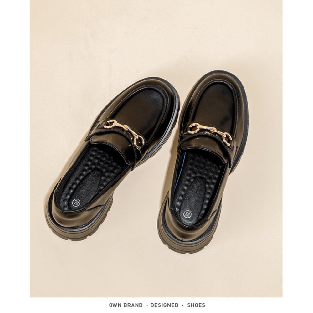 厚底樂福鞋 學院風 🔥台灣現貨🔥 黑色 亮皮 休閒鞋 氣墊 金屬扣-圖片-3