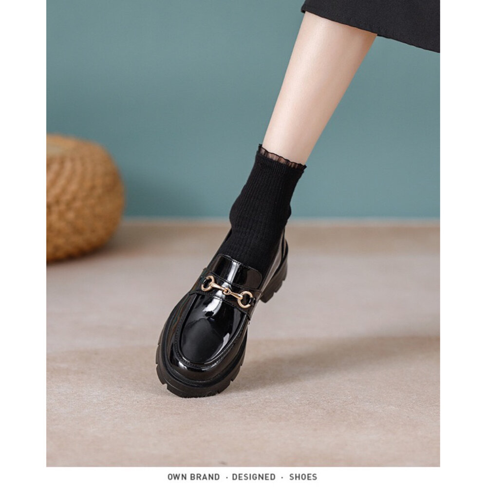 厚底樂福鞋 學院風 🔥台灣現貨🔥 黑色 亮皮 休閒鞋 氣墊 金屬扣-圖片-5