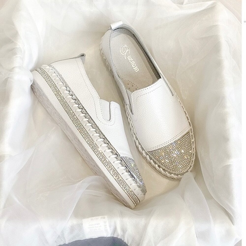 銀色平底休閒鞋 娃娃鞋 水鑽 36-40號 小白鞋 平底鞋 皮面 女鞋 小童心鞋坊-圖片-4