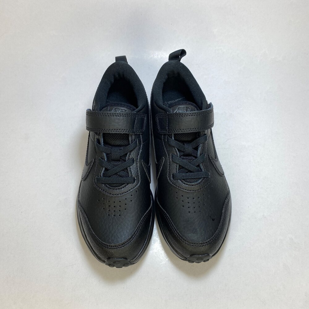 Nike 童鞋 皮面全黑運動鞋 防水 黑色球鞋 男童女童 varsity leather-圖片-2