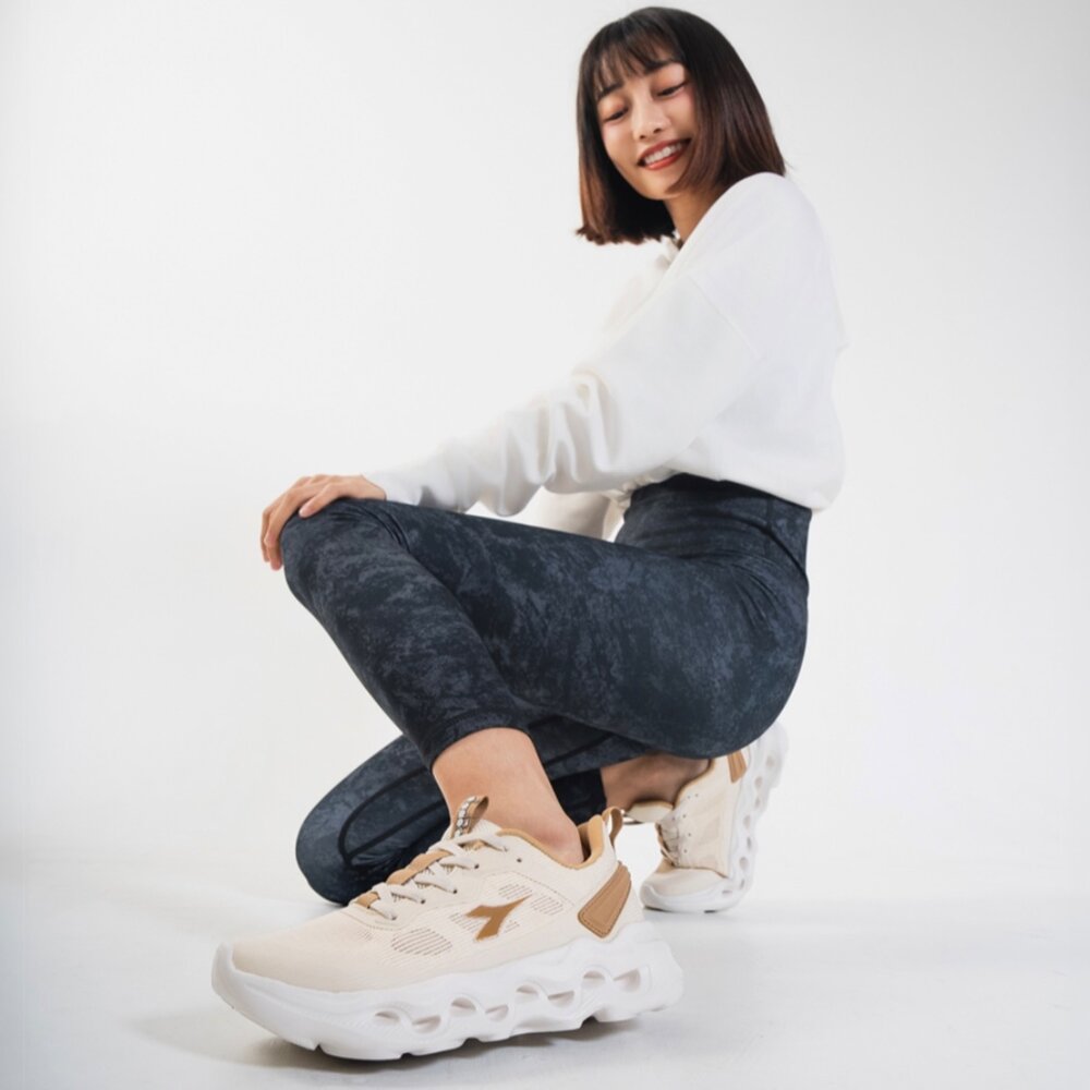 Diadora 女鞋 運動鞋 慢跑鞋 球鞋 休閒鞋 23-25.5號 小童心鞋坊-圖片-5