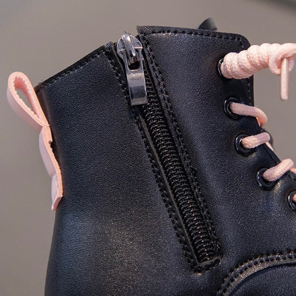 女童黑色愛心短靴 兒童靴子 防水 15-22公分 皮面 拉鍊穿脫-圖片-3