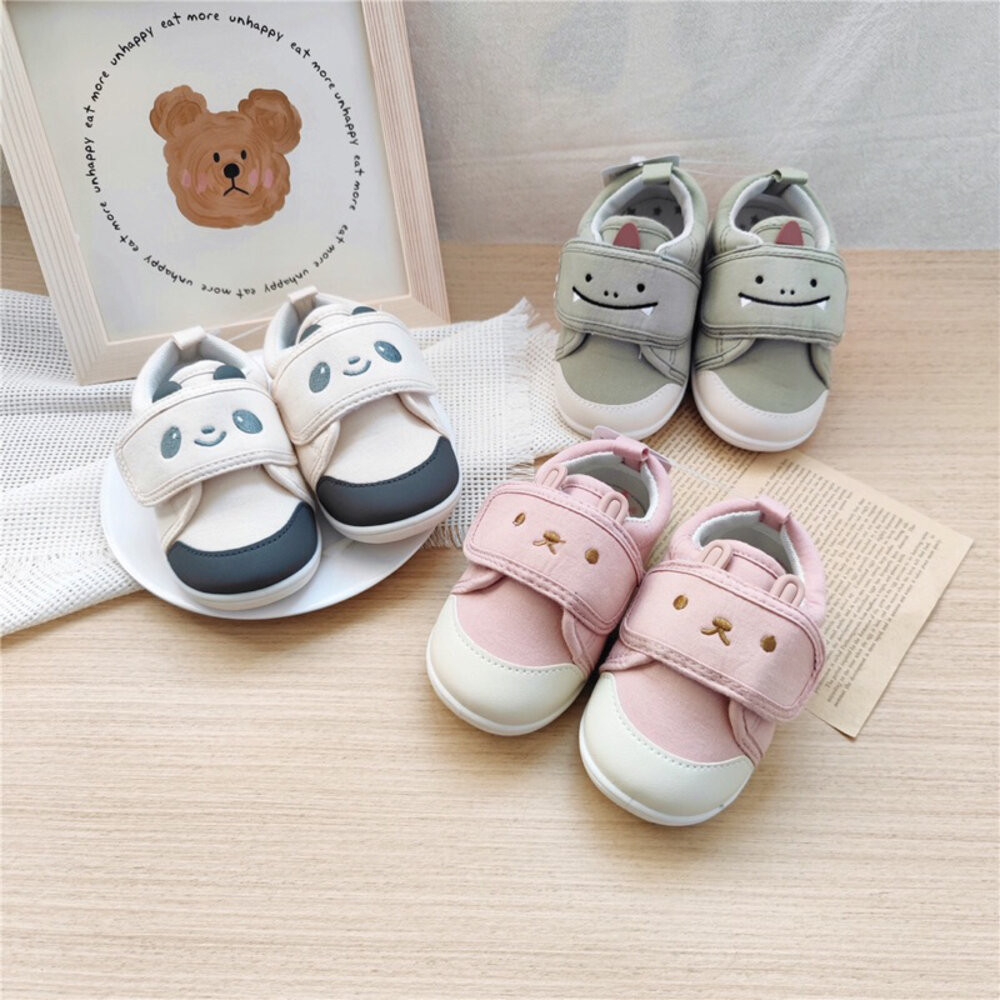寶寶學步鞋 嬰兒鞋 🔥出口日本🔥 男童女童 帆布 軟底 熊貓 兔兔 恐龍-圖片-1