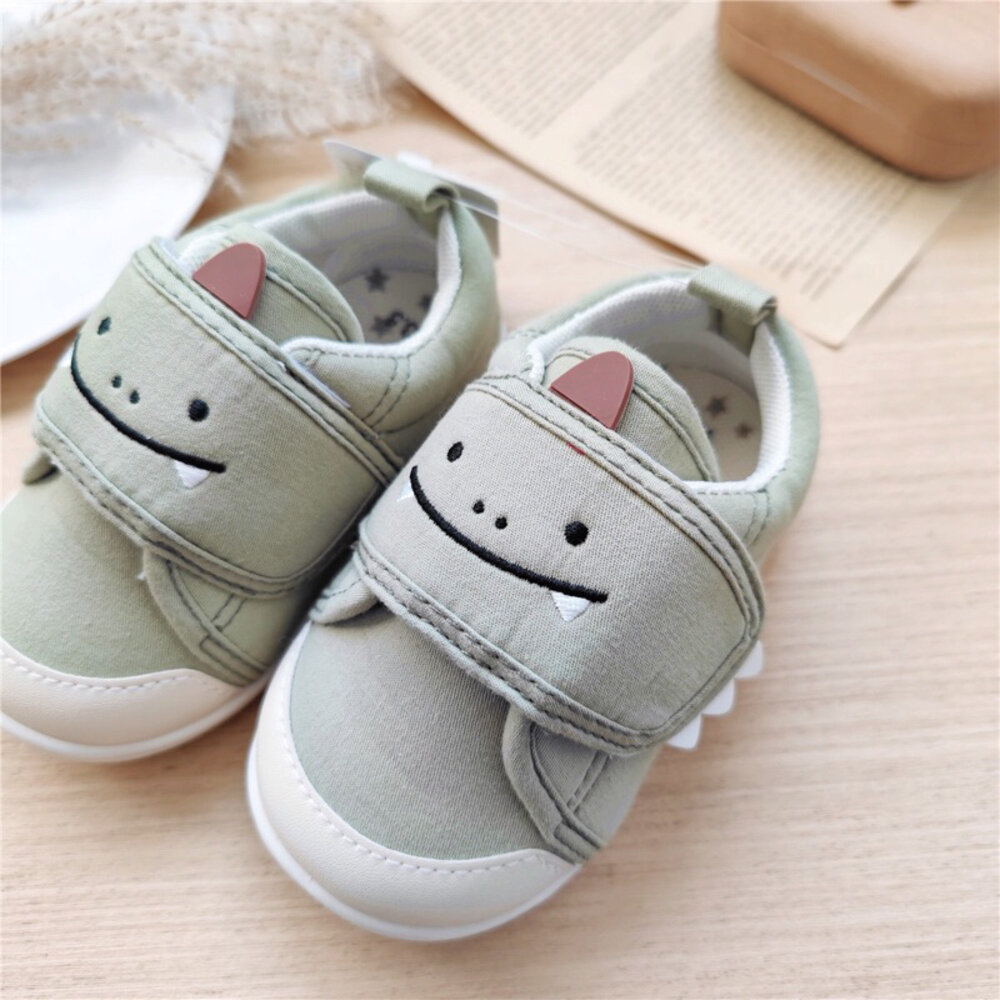 寶寶學步鞋 嬰兒鞋 🔥出口日本🔥 男童女童 帆布 軟底 熊貓 兔兔 恐龍-圖片-8