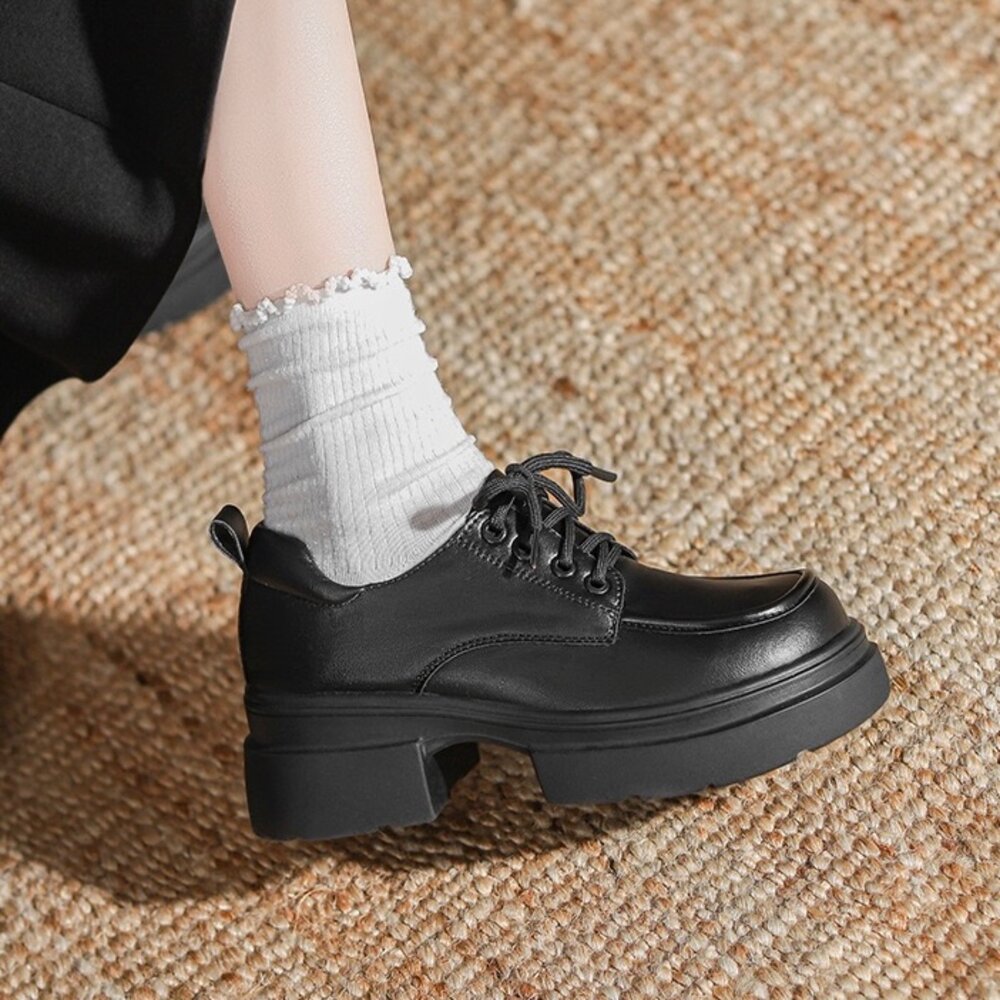 厚底鞋 黑色 鞋帶學院風 全黑皮面 亮皮 高台 5.5公分 休閒鞋-圖片-2