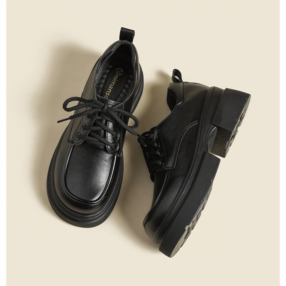 厚底鞋 黑色 鞋帶學院風 全黑皮面 亮皮 高台 5.5公分 休閒鞋-圖片-4