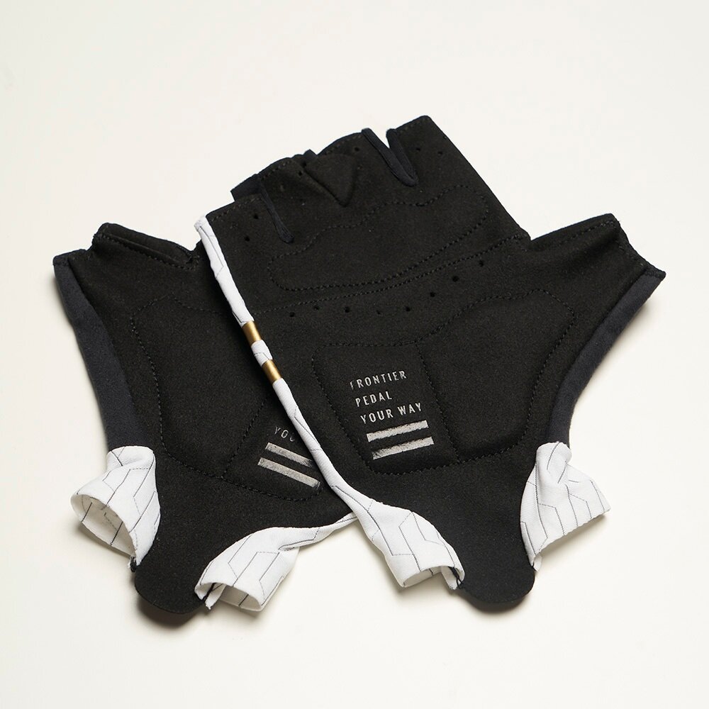 出清 FRONTIER 型格半指手套 白金 Trends Mitts-圖片-2