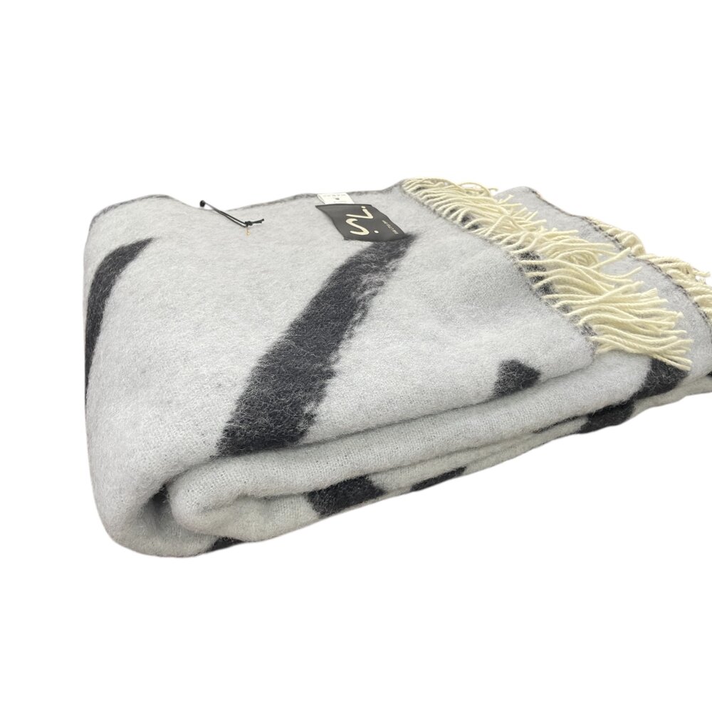 X01-16-瑞典 Fine Little Day 灰色毛毯 130cm*190cm 全新袋裝 無盒