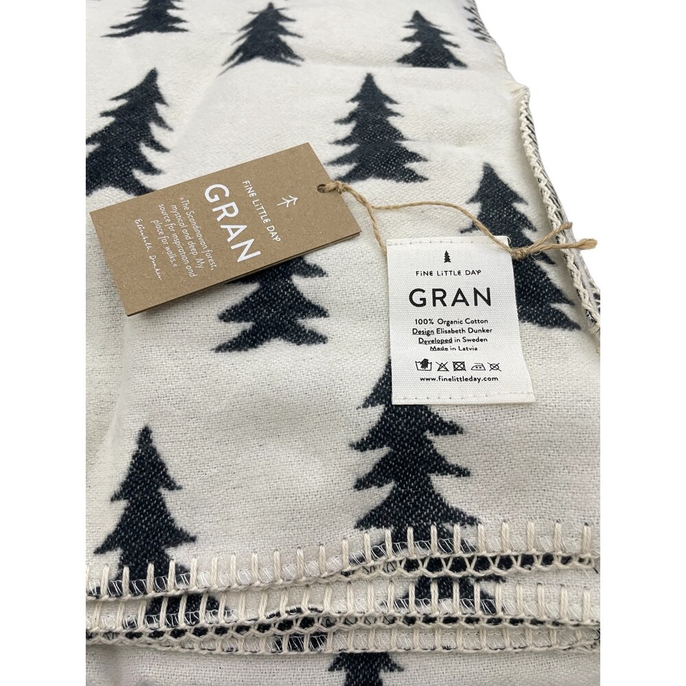 X01-17-瑞典 Fine Little Day Gtan 黑色/白色雙色 邊緣刷毛有機棉毯 毛毯