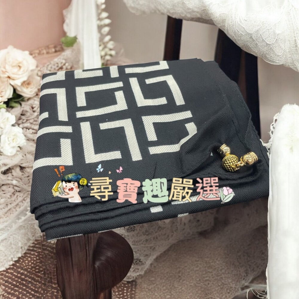 Y02-1-黑格圖/彩色花朵/藍圖騰/塗鴉風 絲巾/掛巾/造型圍巾 多用途 磁吸扣現貨