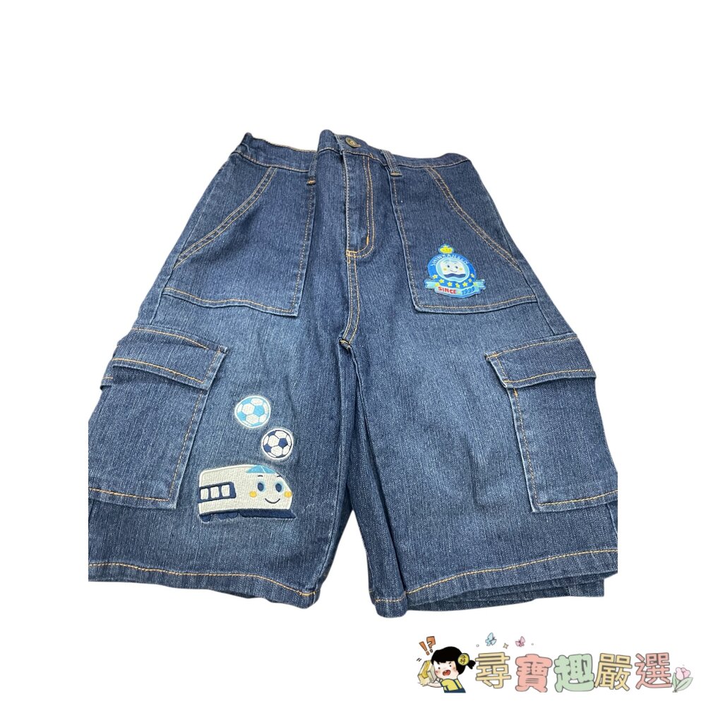 三麗鷗 正版足球牛仔五分褲 藍150CM 童褲 男童 短褲 牛仔褲 雷標現貨 封面照片