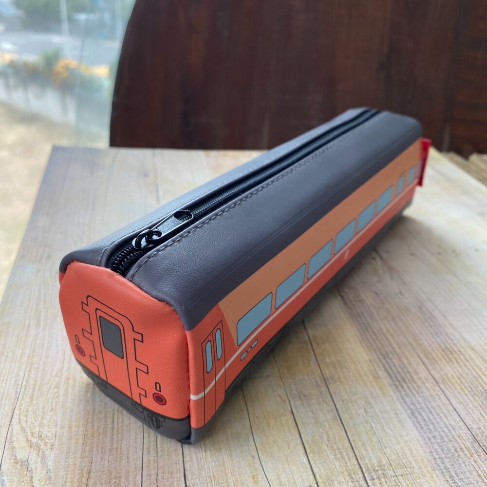 202506250002-台鐵莒光號車廂 台灣火車造型筆袋 台鐵官方授權 Q版火車筆袋 文具收納小物袋 集創意 TR台灣鐵道