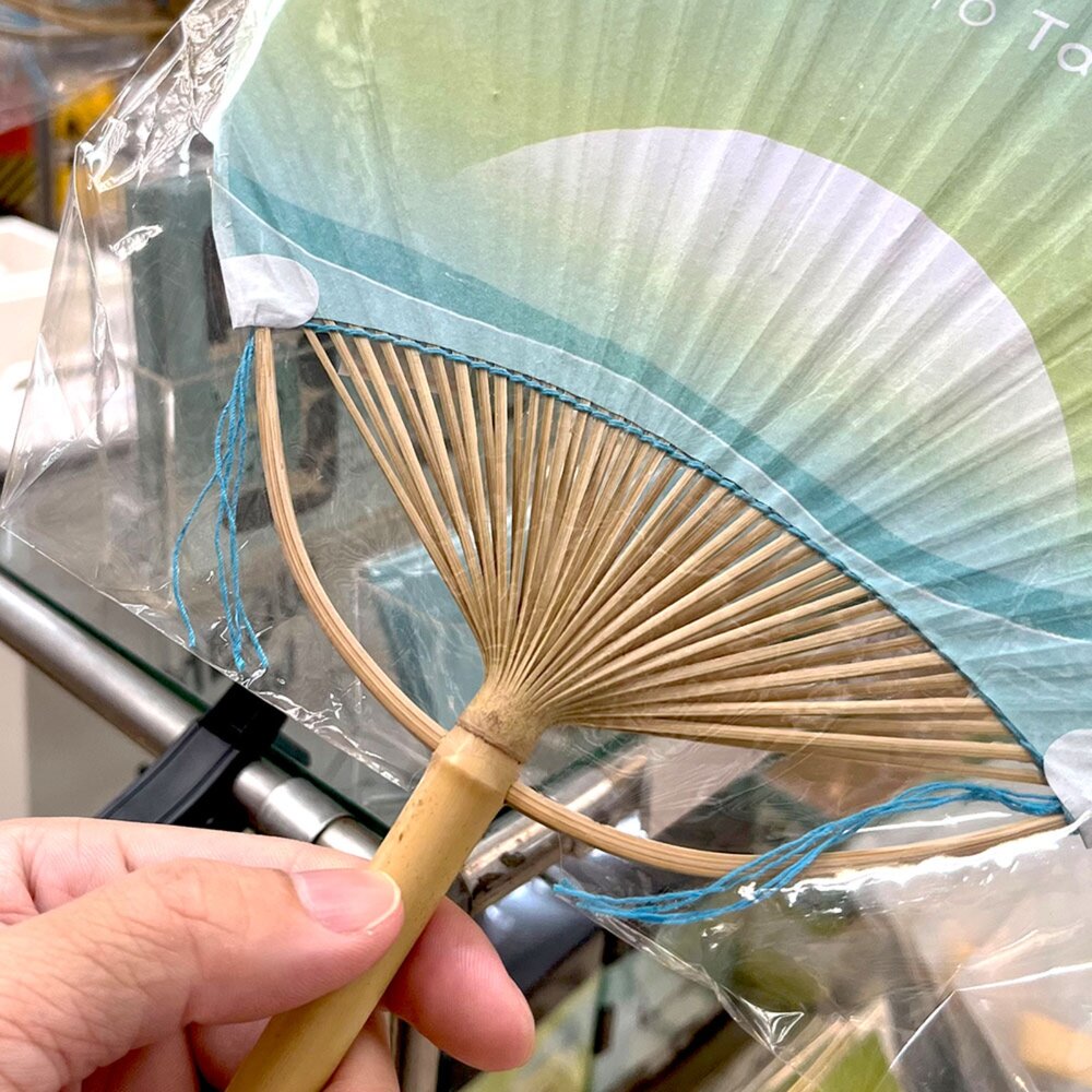 台鐵山嵐海風號 質感圓柄扇 純手工製作 傳統竹編技藝 和紙印刷工藝 官方授權銷售商店 TR台灣鐵道-圖片-2