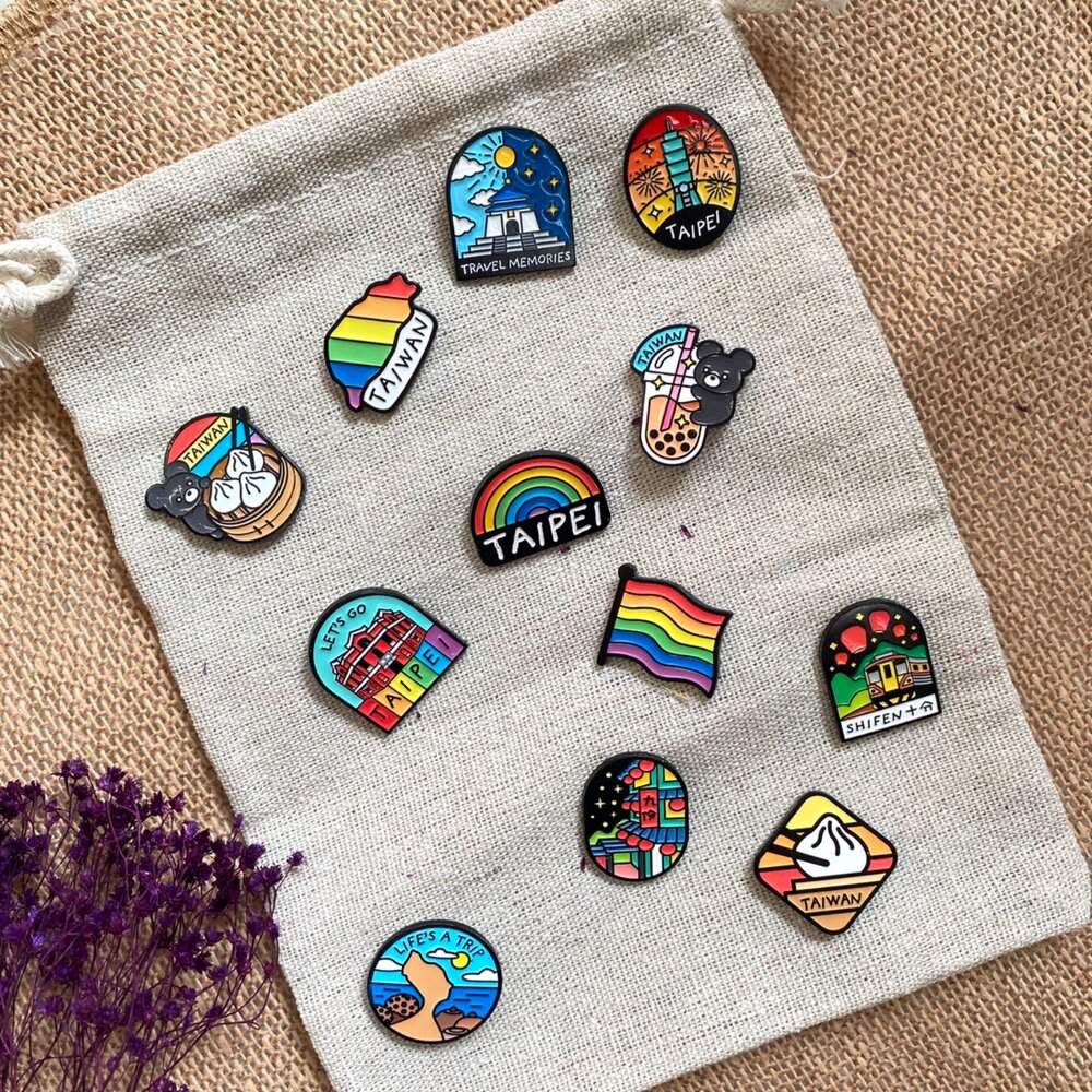 烤漆金屬徽章 亮面烤漆胸針 金屬小徽章 迷你別針胸章 紀念品 新格子 TR台灣鐵道 封面照片