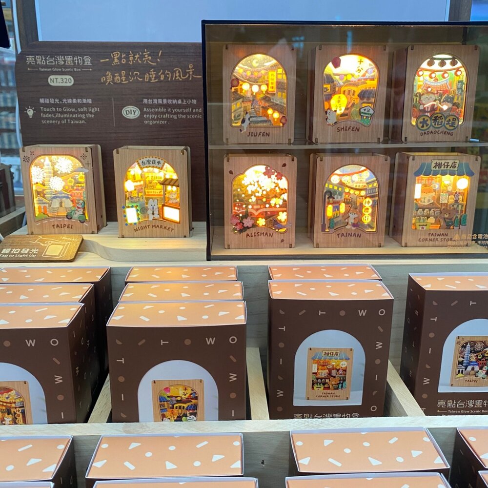 亮點台灣置物盒 DIY組裝 觸碰發光 迷你筆筒 桌面擺飾 遊木時光 TR台灣鐵道-圖片-8