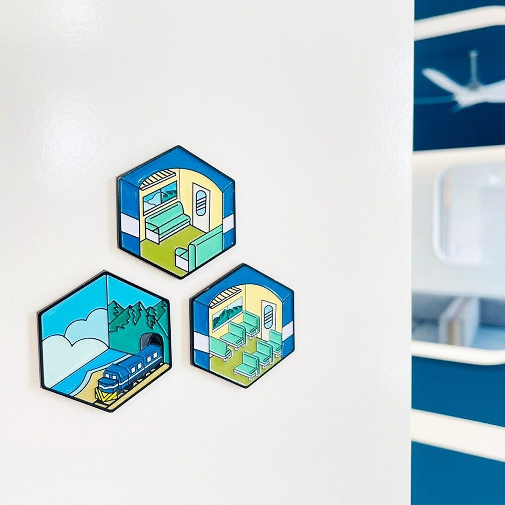 24074147758-台鐵藍皮解憂號 金屬烤漆磁鐵 冰箱貼 立體浮雕造型 鐵道旅行紀念品 官方授權銷售商店 TR台灣鐵道