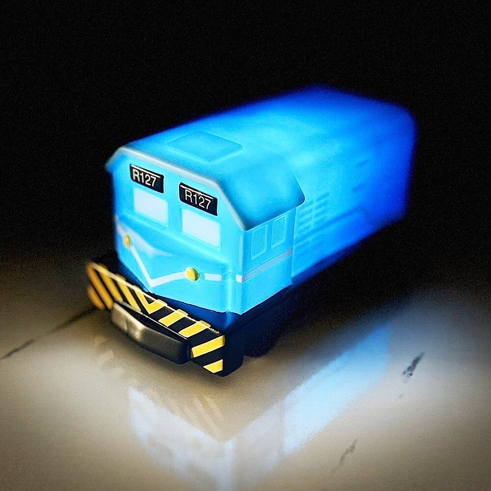 24424147895-台鐵藍皮解憂號 LED小夜燈 電池款 R100藍皮車頭造型 每天回想起美好的鐵道旅遊回憶 官方授權銷售商店 TR台灣鐵道
