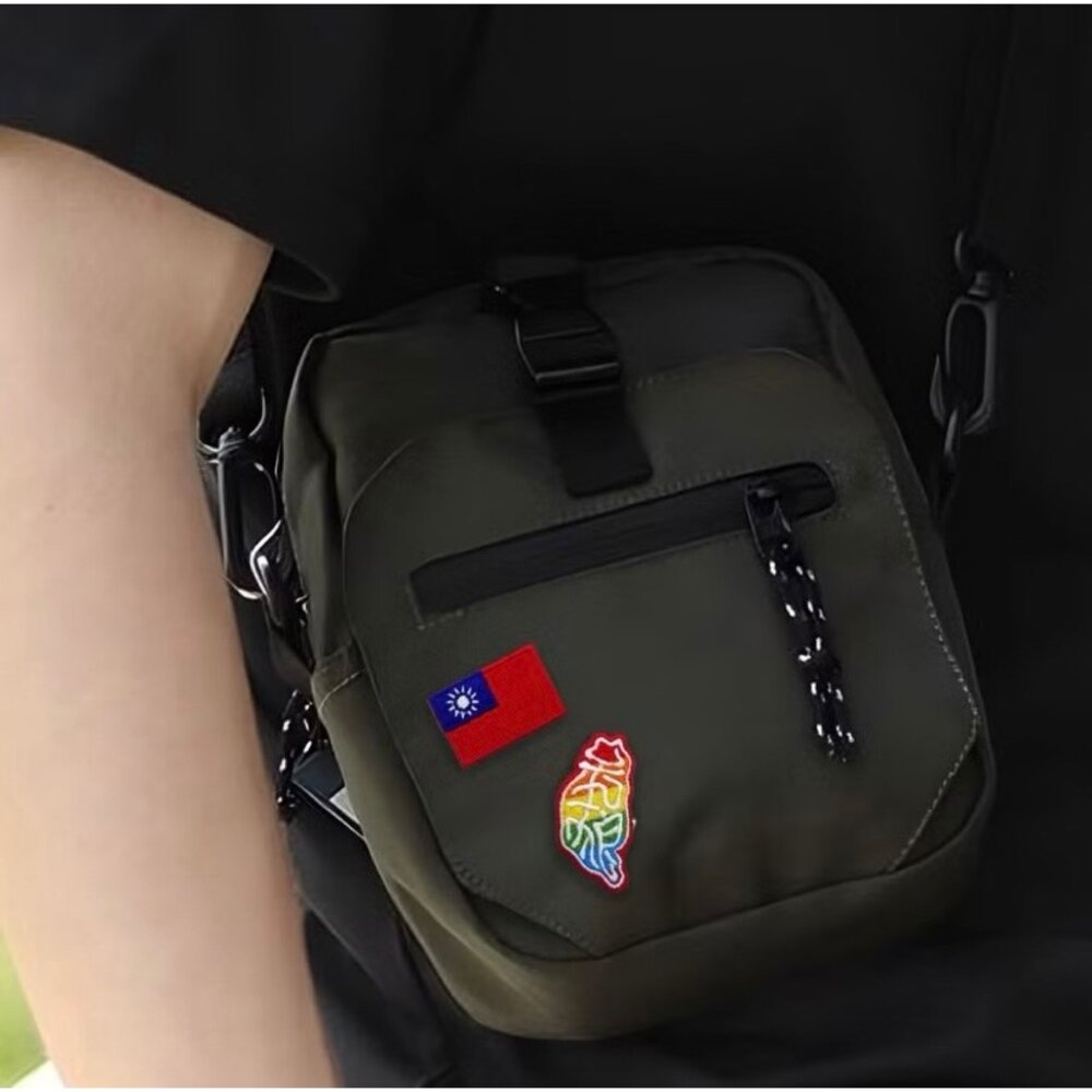 刺繡別針 台灣小吃 門牌系列 荷包蛋 胸針 台灣紀念品 文藝輕黏 TR台灣鐵道-圖片-2