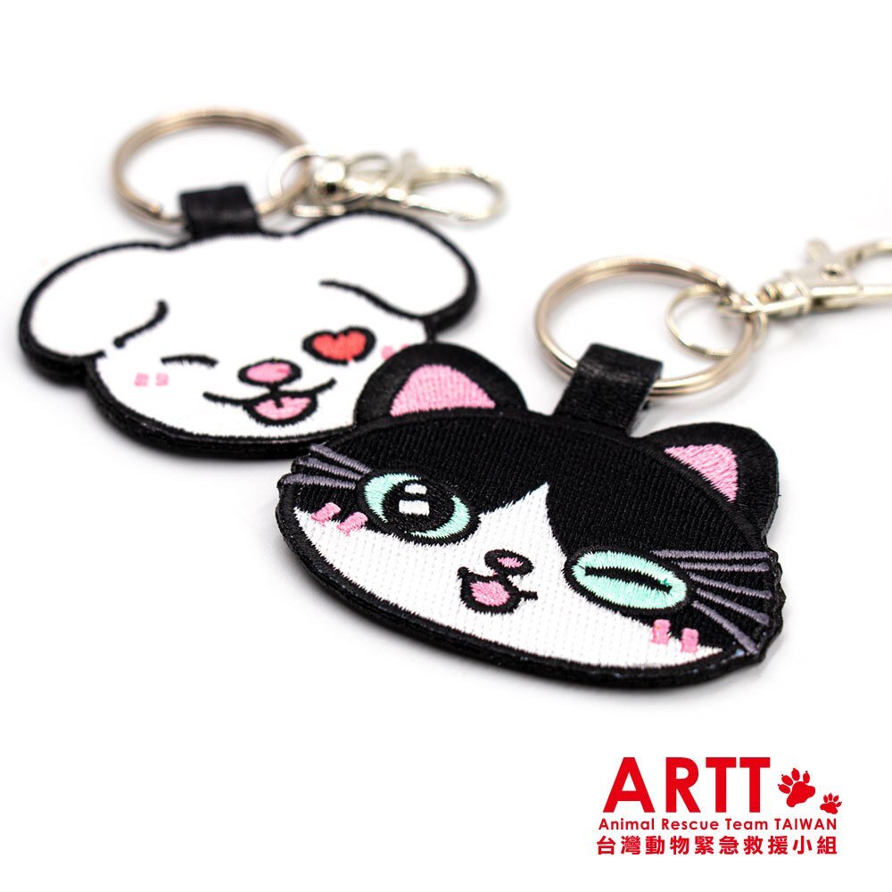 ARTT Emma&小牛 雙面刺繡布質鑰匙圈 限量大頭款 ARTT台灣動物緊急救援小組官方授權商店 TR台灣鐵道-圖片-1