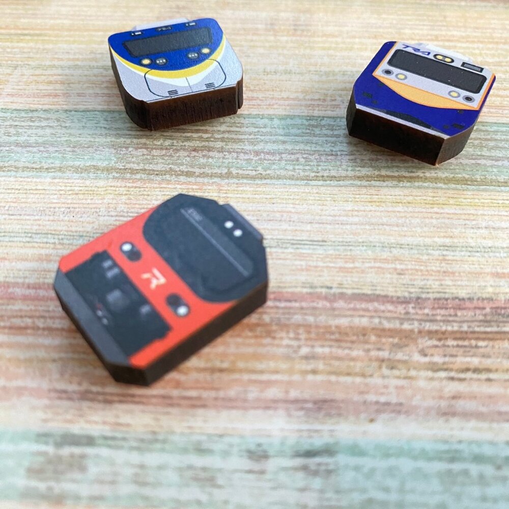 迷你台鐵火車磁鐵 迷你木質冰箱貼 可愛火車造型迷你冰箱貼 台鐵授權 台灣紀念品 新格子 TR台灣鐵道-圖片-1