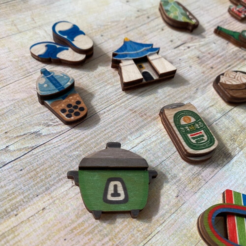 迷你木冰箱貼 台灣景點 懷舊小物 珍珠奶茶 天燈 小物磁鐵 插畫迷你磁鐵 台灣紀念品 新格子 TR台灣鐵道-圖片-1