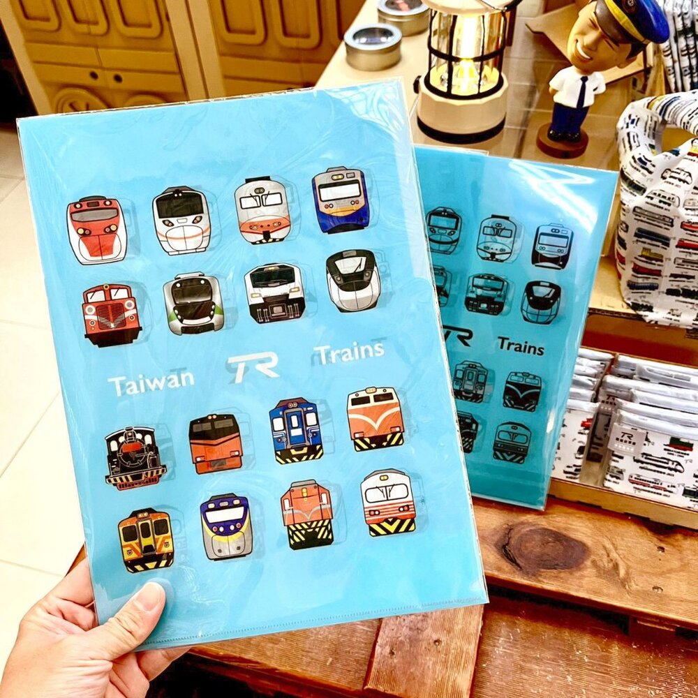 28073941847-TR 台灣火車大頭照 A4三層文件資料夾 L型文件夾 半透明 彩色+黑白火車圖鑑雙面設計 TR台灣鐵道