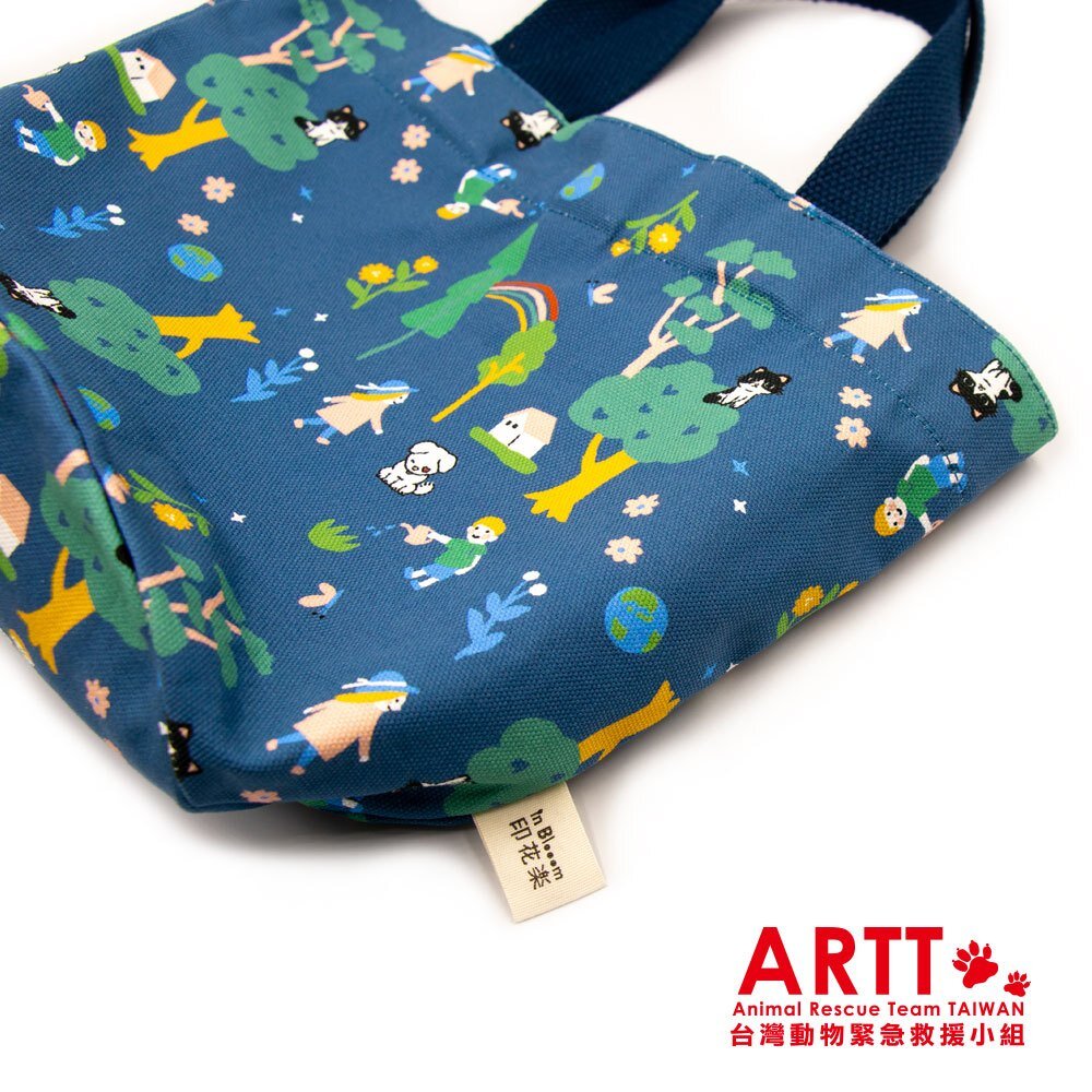 ARTT X 印花樂 inBlooom 圓底小提袋 手提包 便當袋 帆布袋 ARTT台灣動物緊急救援小組 TR台灣鐵道-圖片-1