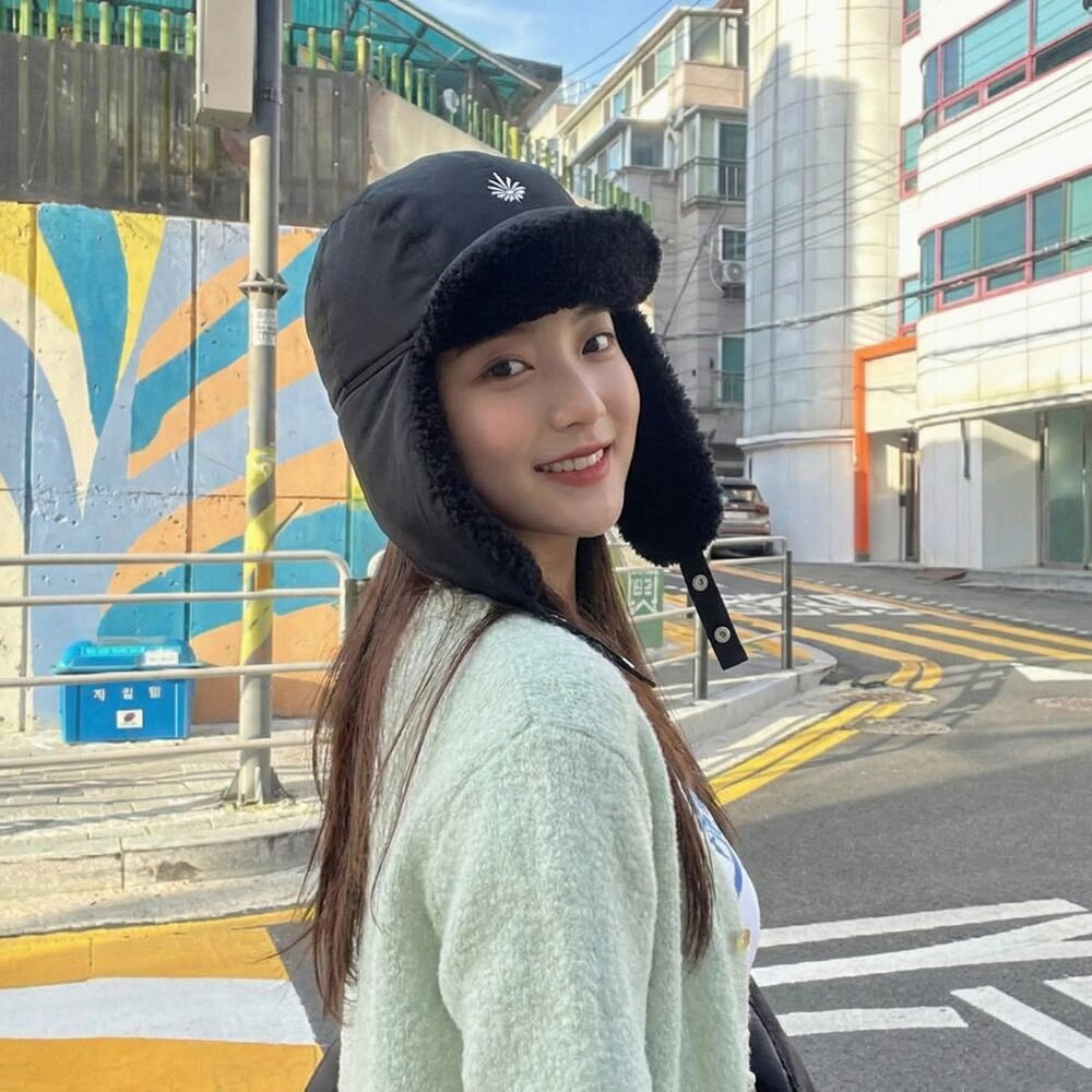 241115-00001-羽絨保暖帽 休閒時尚個性 羽絨雷鋒帽 女保暖 羽絨護耳帽 可愛 騎行防寒 飛行員帽子 送禮