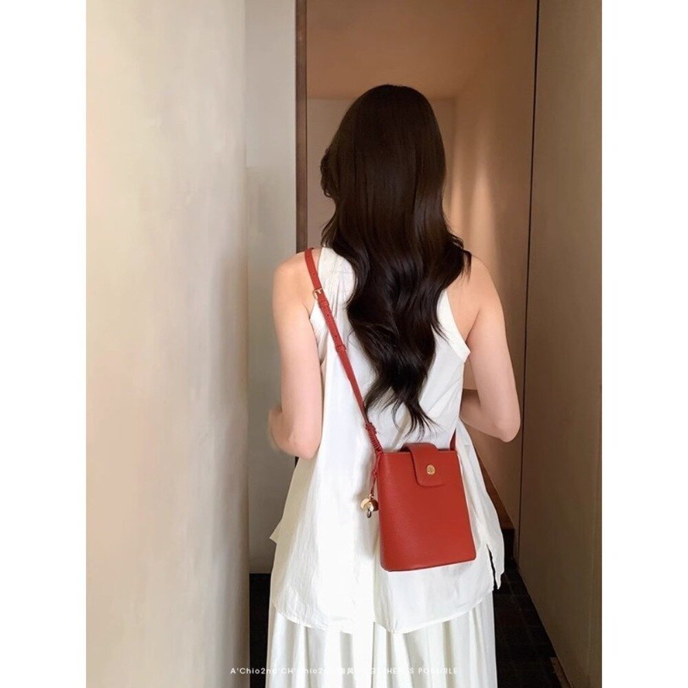 櫻桃紅皮革水桶包 女包 斜挎包 小包 通勤包 禮物 送禮 送禮-圖片-5