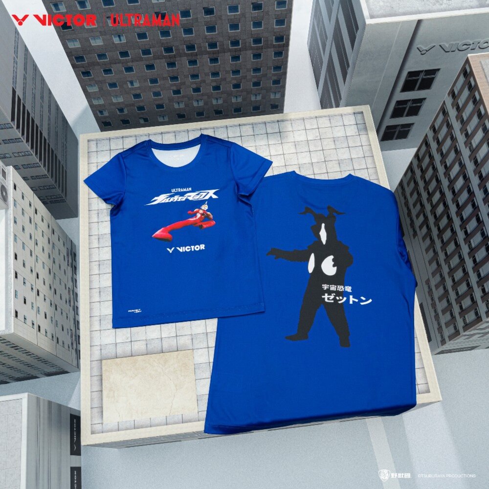 250606155803-超人力霸王 聯名 勝利 VICTOR x ULTRAMAN T-502UTM T-502JRUTM 聯名針織T恤 針織童