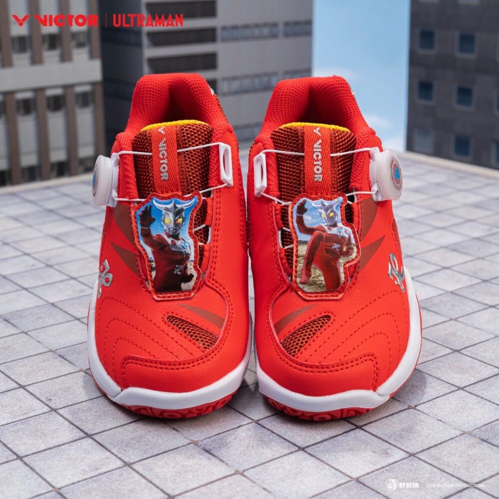 A-UTMJR-超人力霸王 VICTOR x 超人力霸王 ULTRAMAN A-UTMJR 聯名運動羽球童鞋