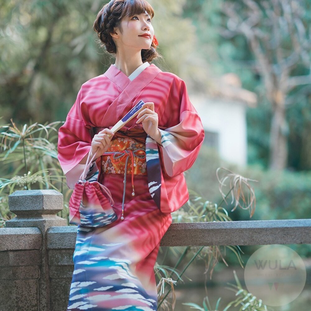 28562729372-胭脂雲彩和服