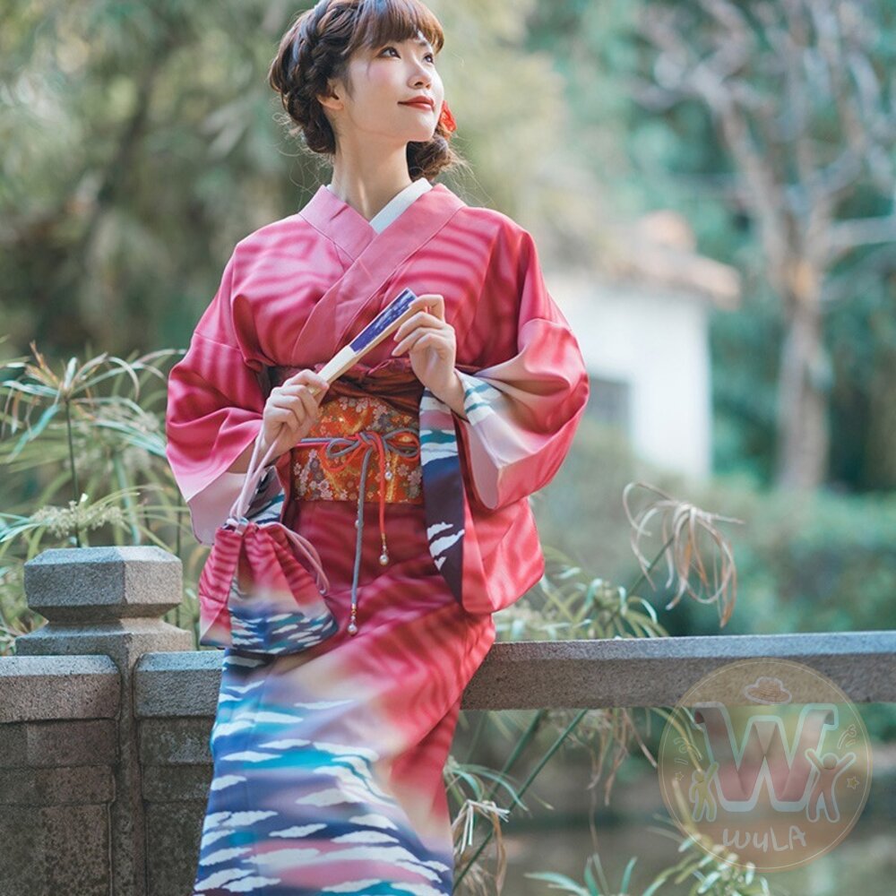 胭脂雲彩和服 封面照片