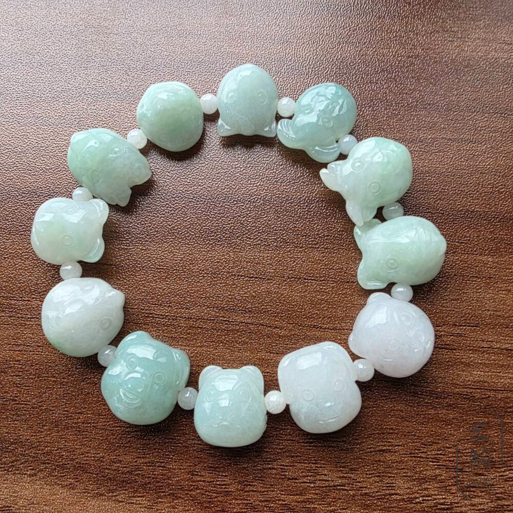 天然緬甸A貨翡翠。冰種 果綠 飄花 十二生肖 造型 手串 封面照片