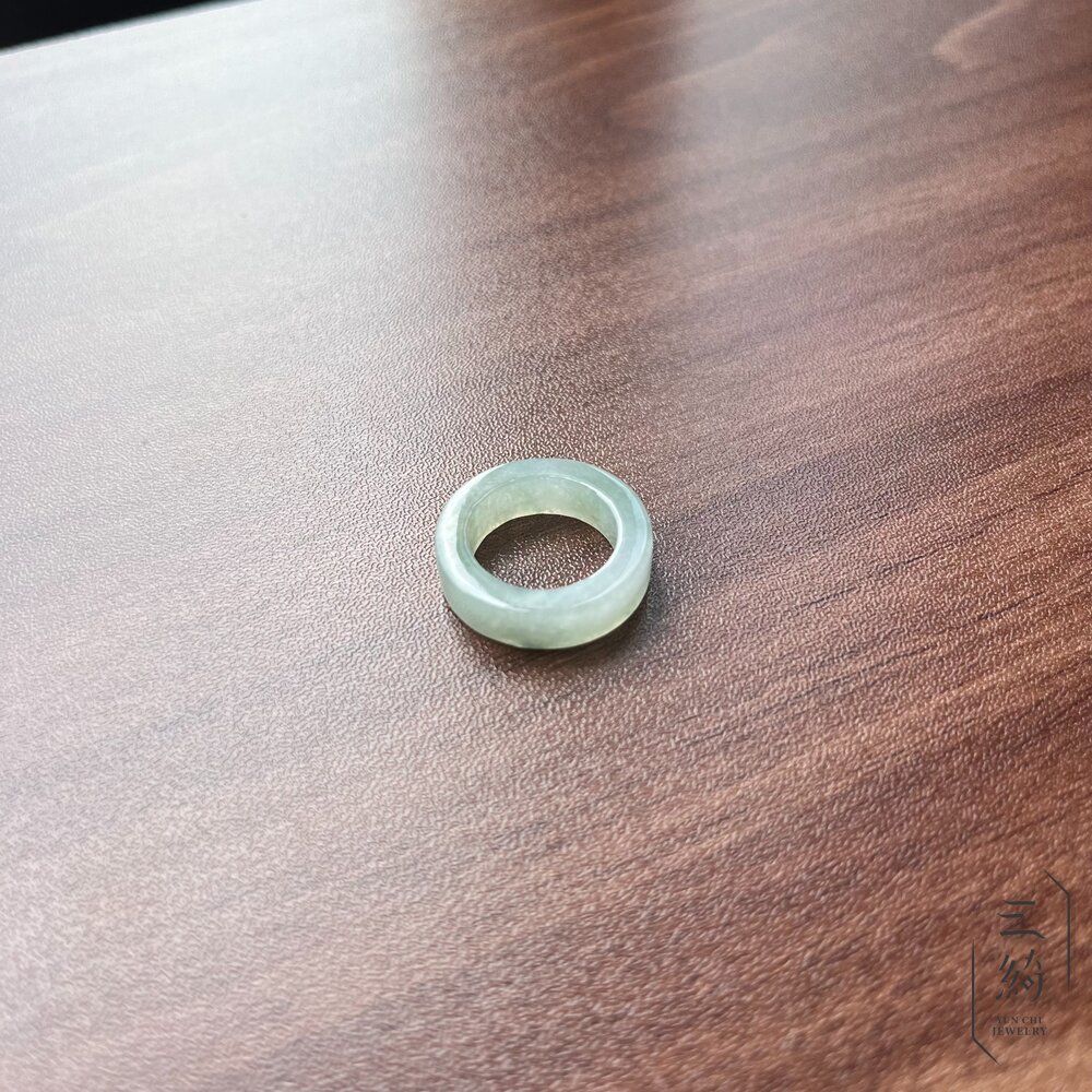 天然緬甸A貨翡翠。冰種 秋香 綠飄花 方戒 戒圈 戒指 15圍-圖片-5